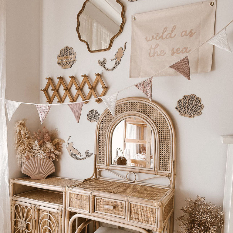 Daisy Bunting | Home Decor