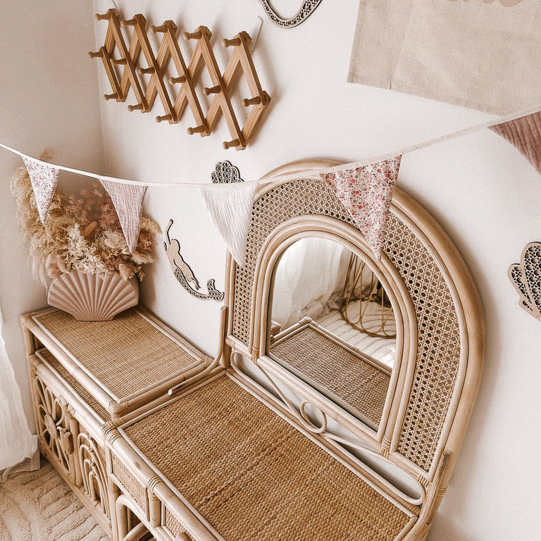 Daisy Bunting | Home Decor