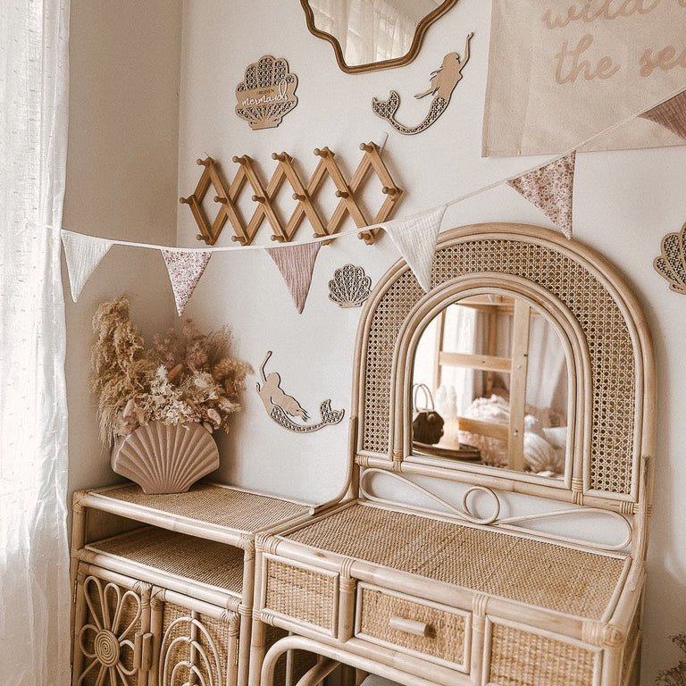Daisy Bunting | Home Decor