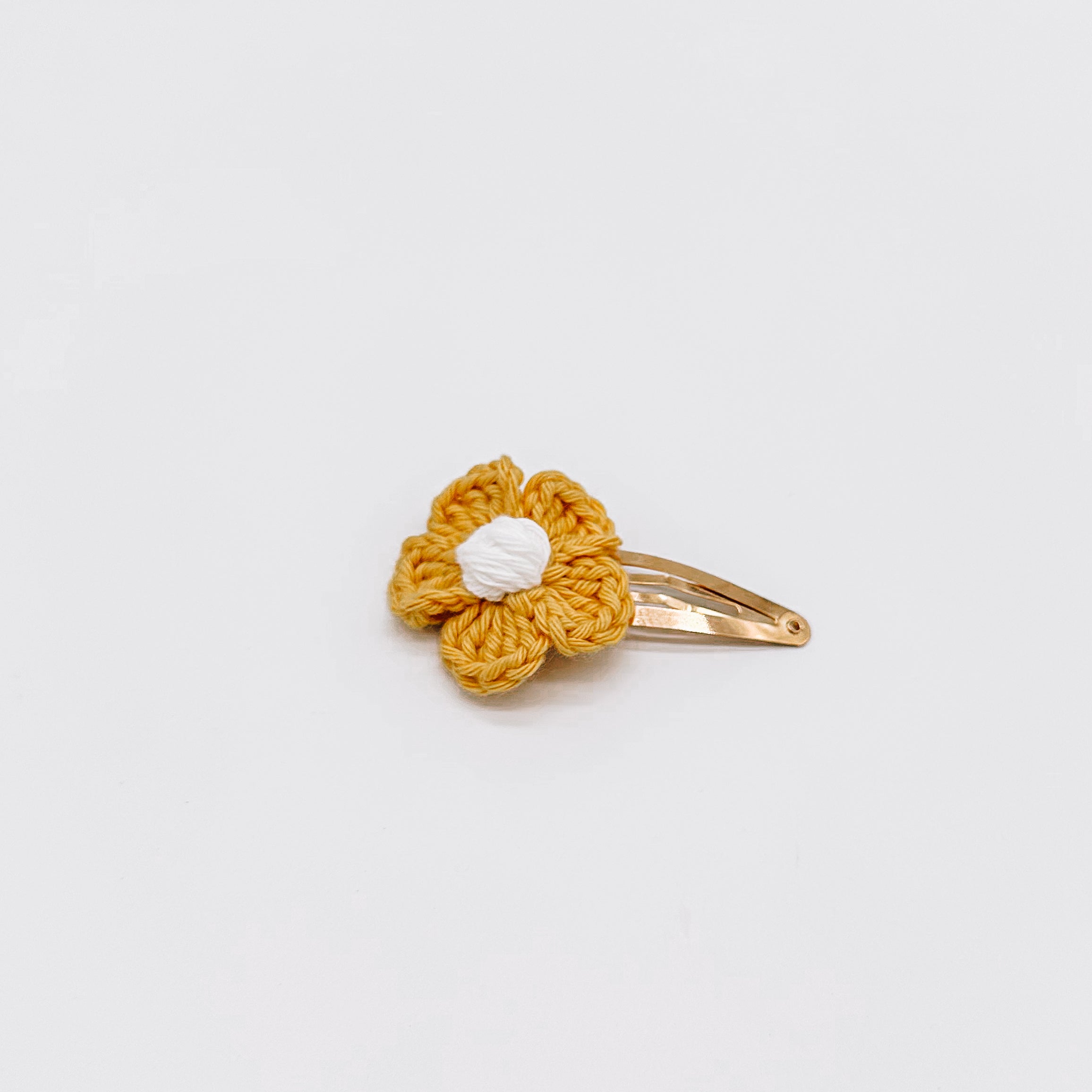 Daisy Butterscotch Clips | Hand Crocheted