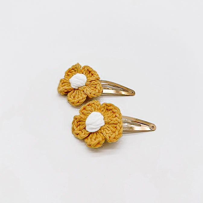 Daisy Butterscotch Clips | Hand Crocheted