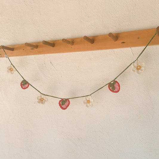 Willow Crocheted Garland | Strawberry Fields