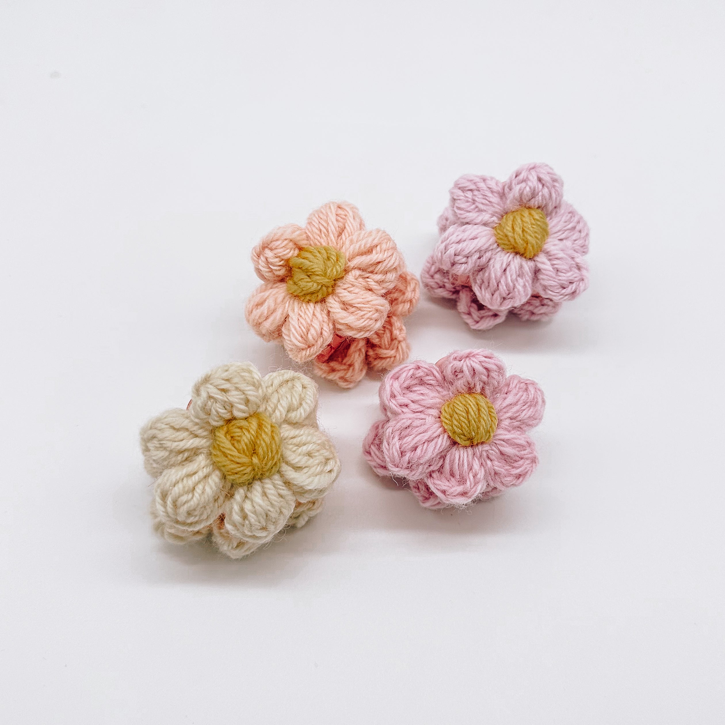 Sadie Mini Hair Claw Clip | Hand Crocheted