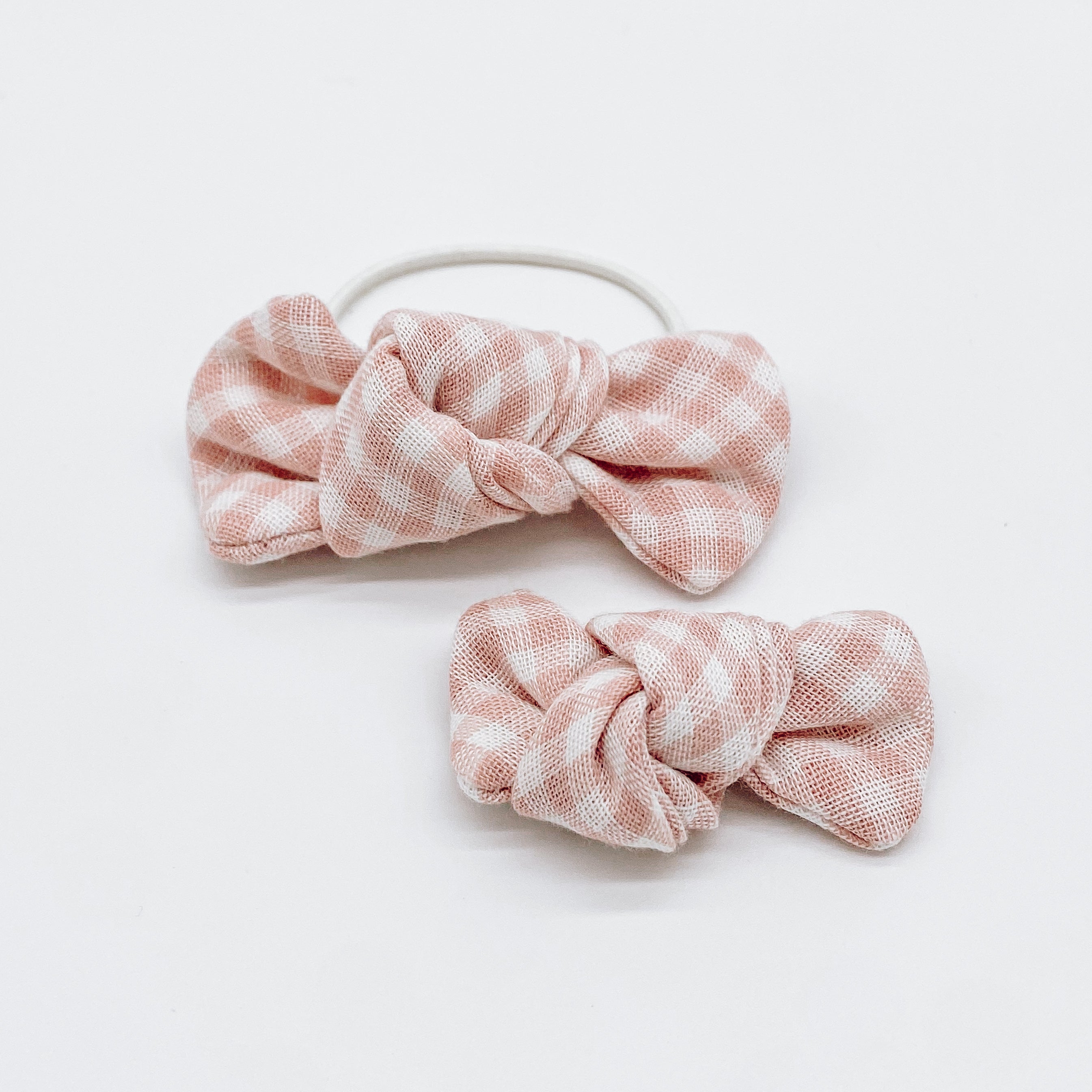 Grace Small Gingham Knot Bow | Handmade Bows