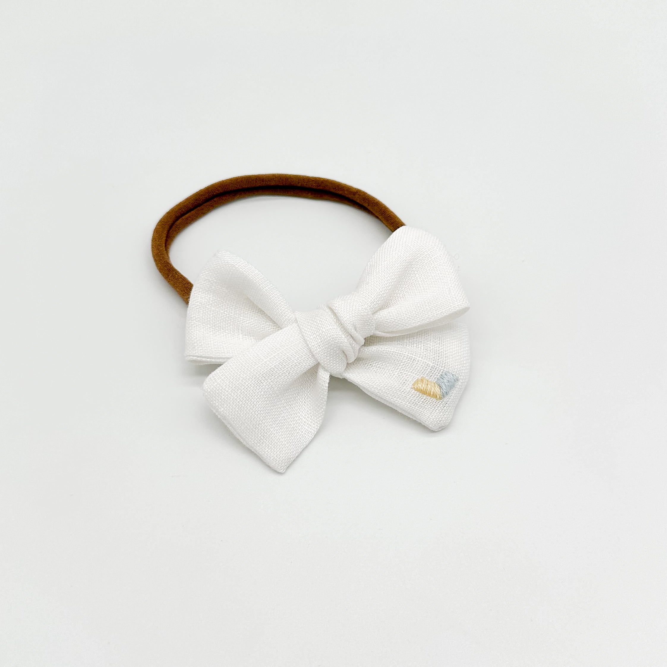 Linen Ukraine Heart Bow | For Ukraine