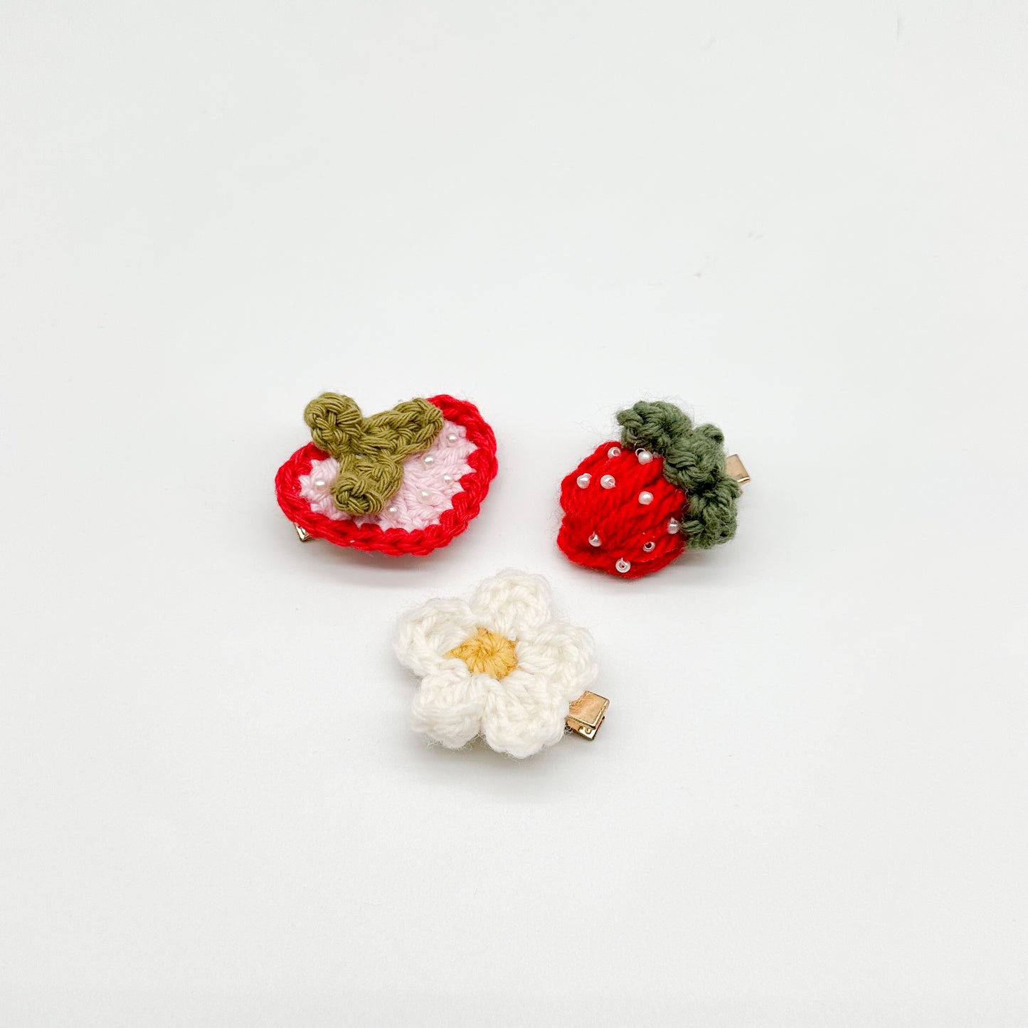 Sweet Trio Clips | Strawberry Fields