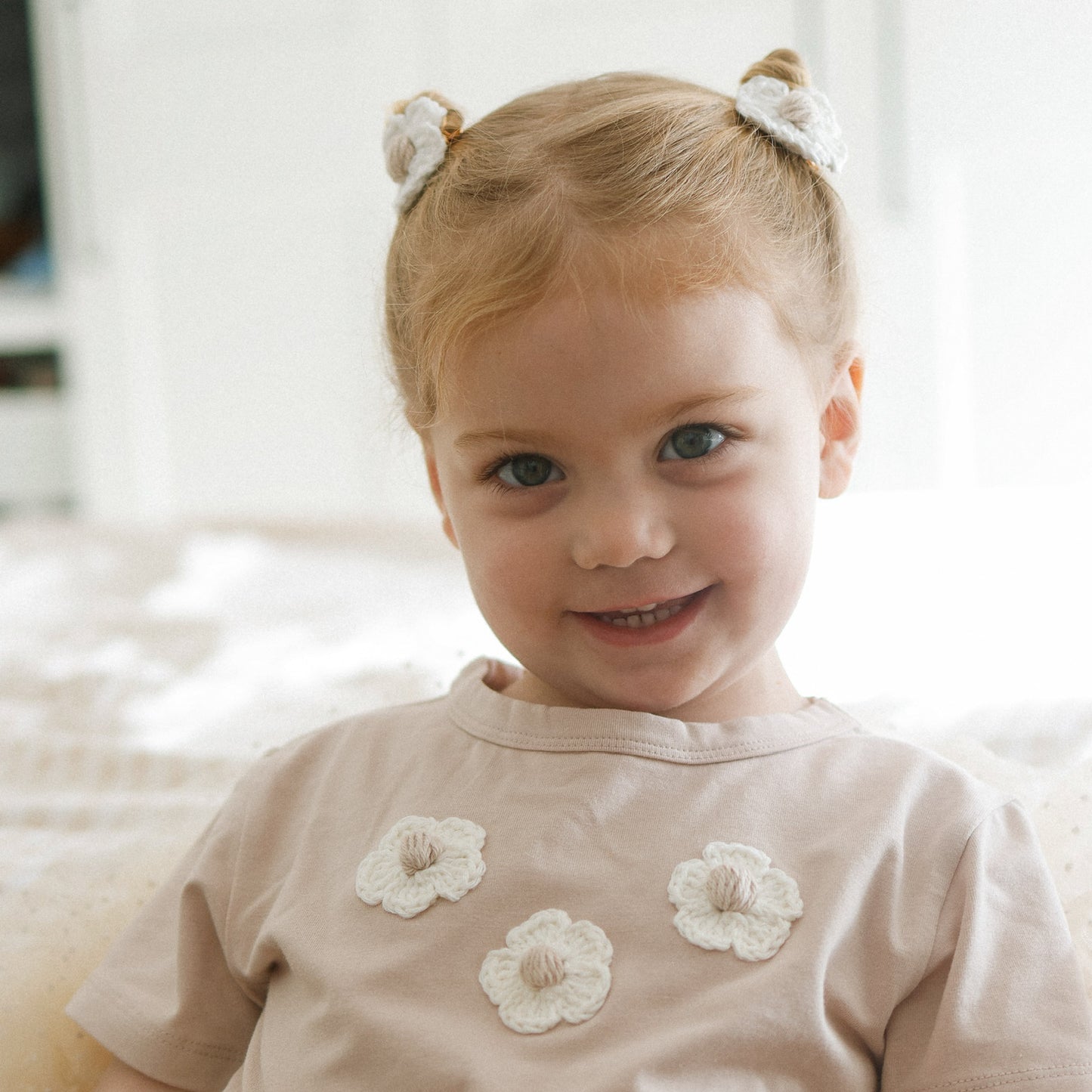 Daisy Beige Clips | Hand Crocheted