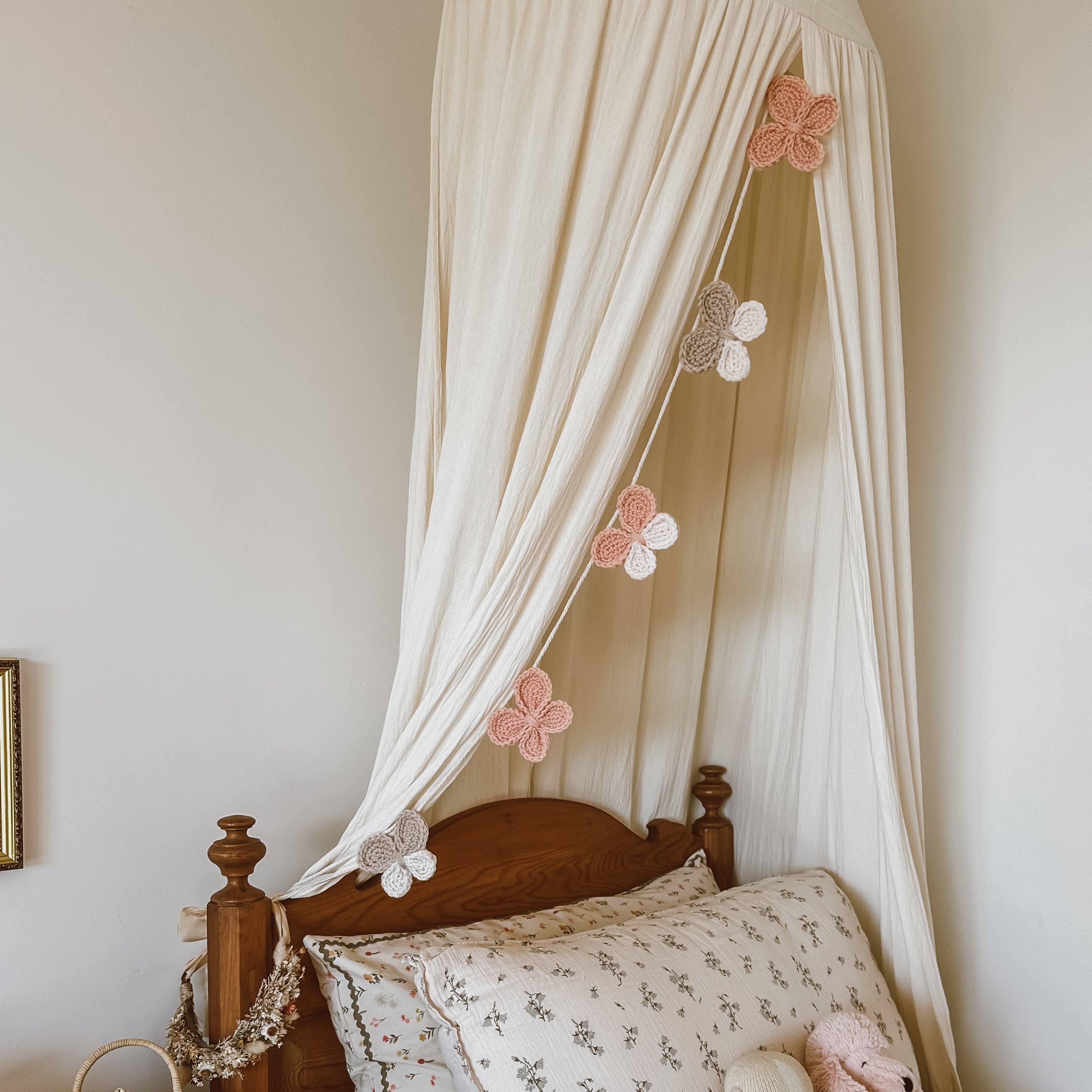 Meadow Butterfly Garland | Home Decor